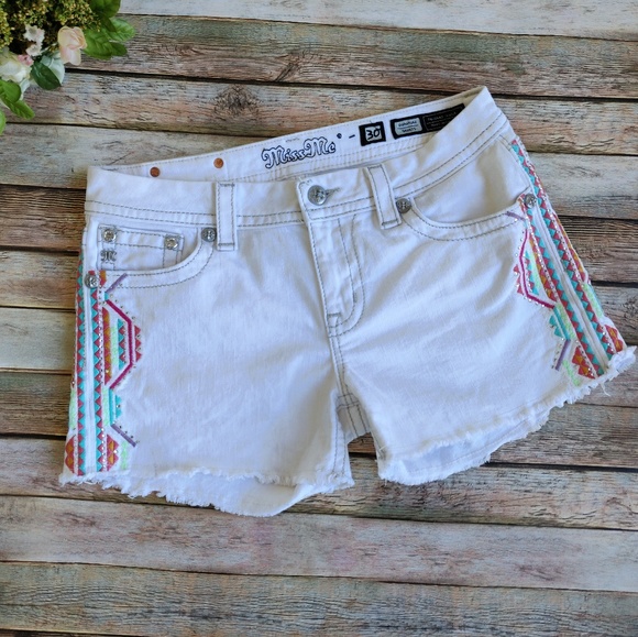 Miss Me Pants - Miss Me White Tribal Embroidered Jean Shorts